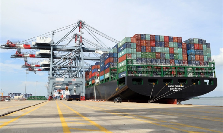 Import and export turnover up 83 per cent during Tết