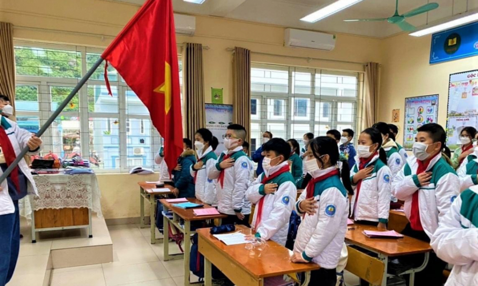 Quang Ninh students return to school after Tet