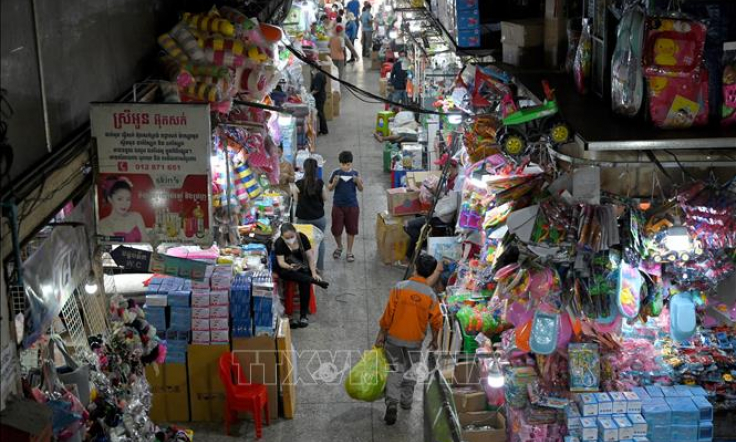 Cân nhắc tạm ngừng một số hoạt động kinh doanh tại Phnom Penh, Campuchia
