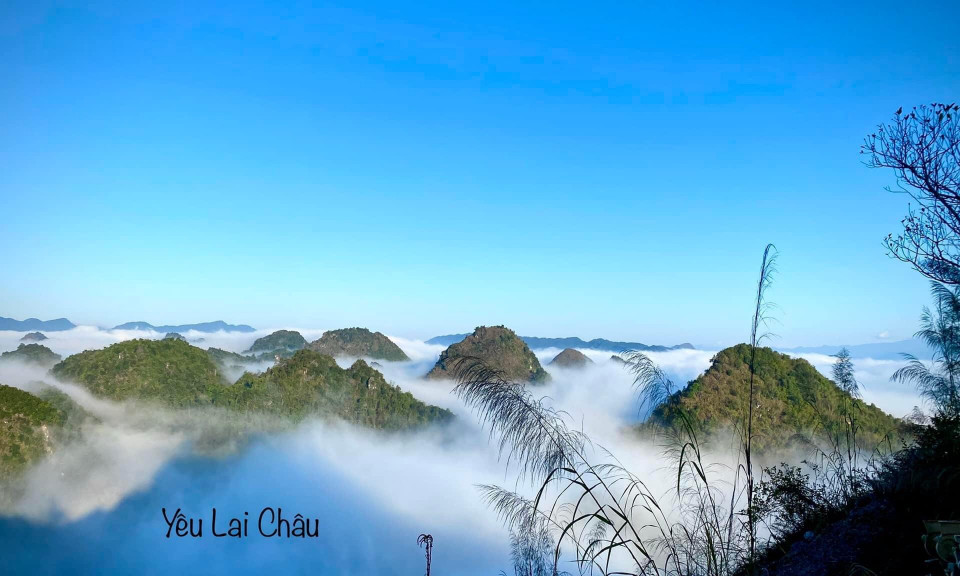 Lao Tỷ Phùng (Lai Châu) - Điểm săn mây kỳ thú