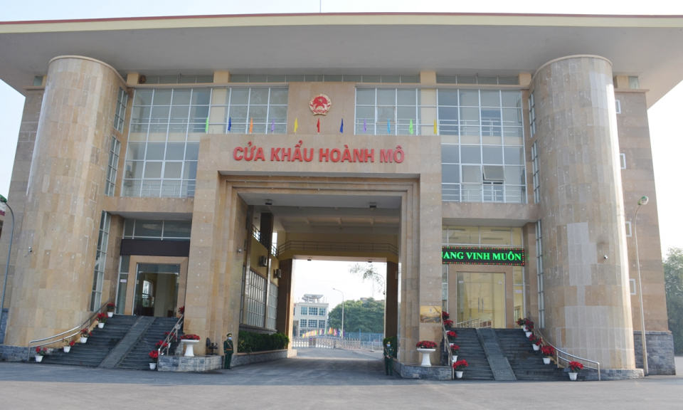 Digital technology promoted at Hoanh Mo border gate