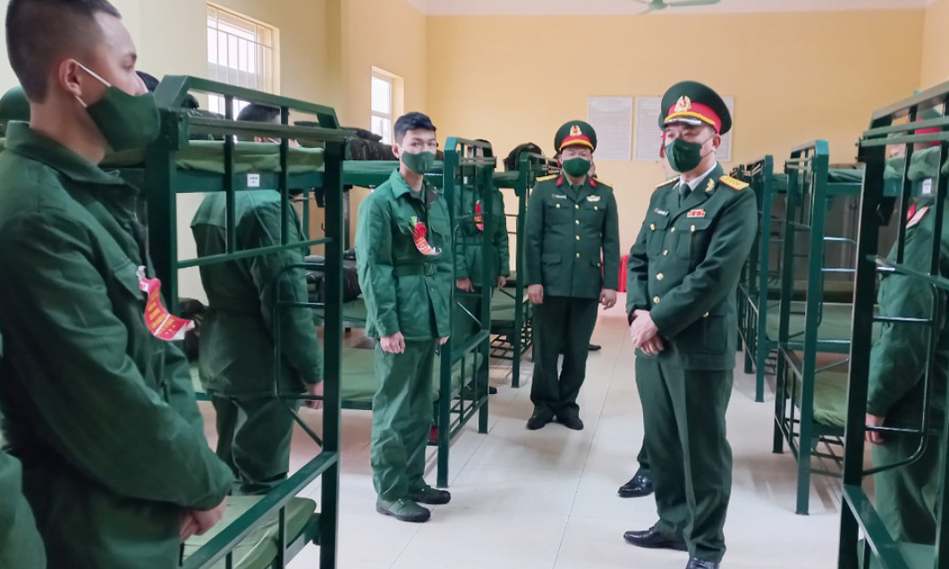 Bộ CHQS tỉnh Quảng Ninh: Tiếp nhận 223 chiến sĩ mới