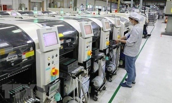 Vietnam enjoys positive signals in foreign investment in 2021: experts