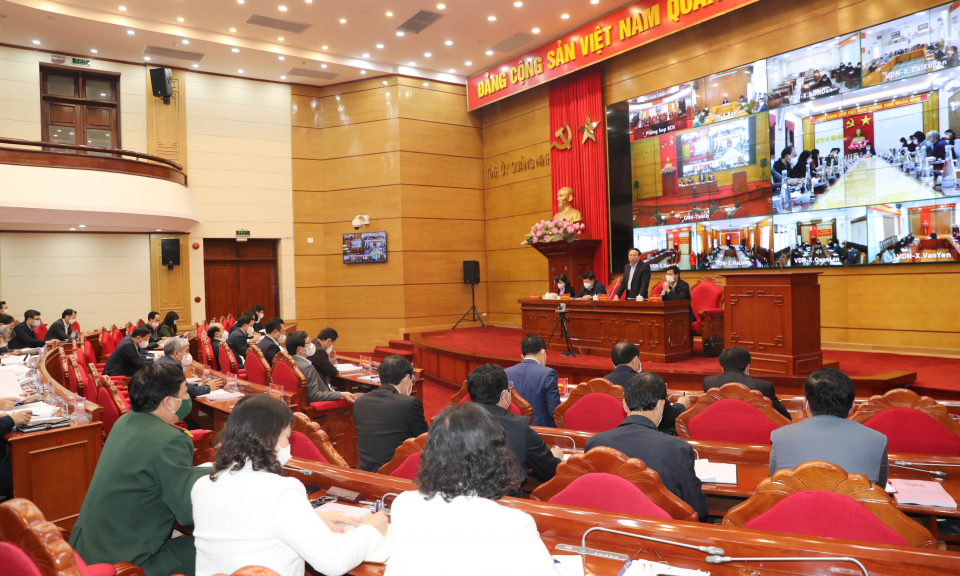 Ban Thường vụ Tỉnh ủy làm việc với Ban Thường vụ Huyện ủy Vân Đồn