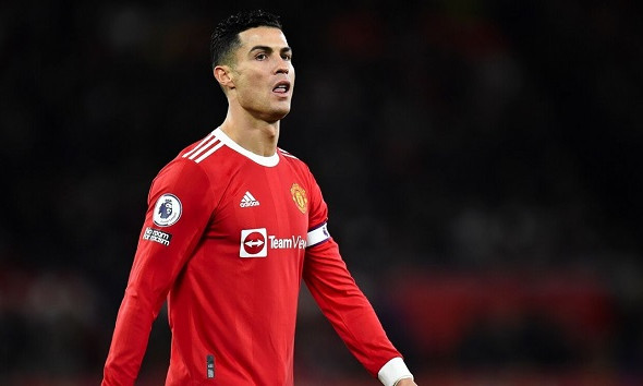Mất hơn 18 năm, Ronaldo mới viết nên một kỷ lục