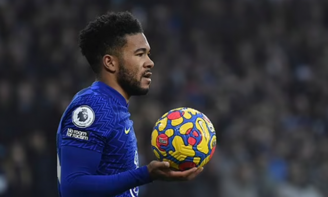 Chelsea đón tin vui từ trụ cột
