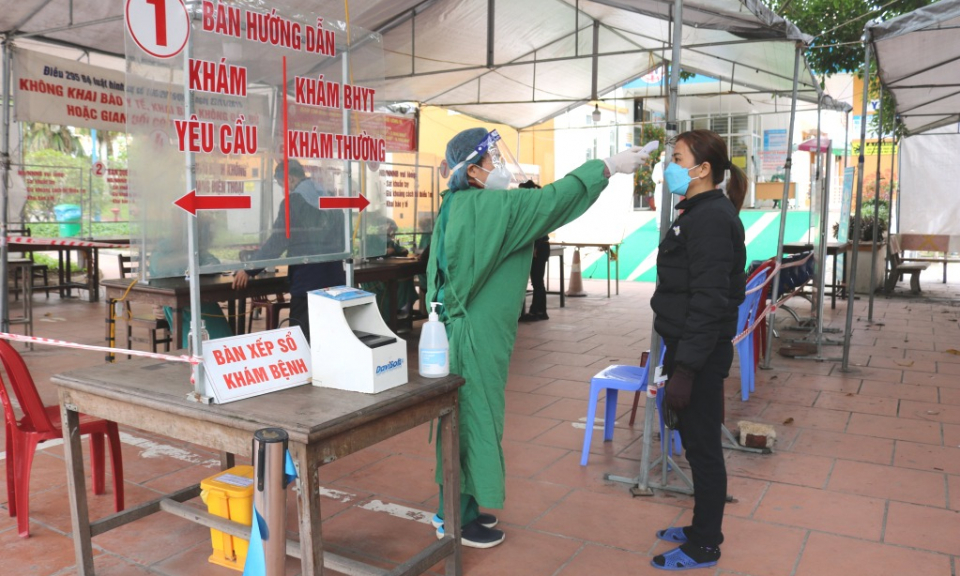 Đảm bảo KCB và phòng, chống dịch bệnh tại các đơn vị y tế