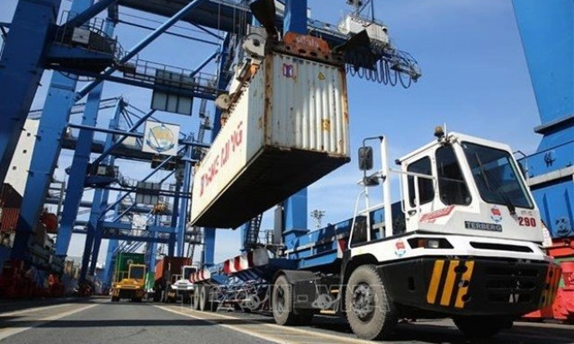 Export-import turnover hits 21.41 bln USD in first half of February
