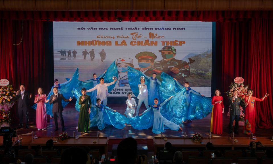 Chương trình thơ, nhạc “Những lá chắn thép”