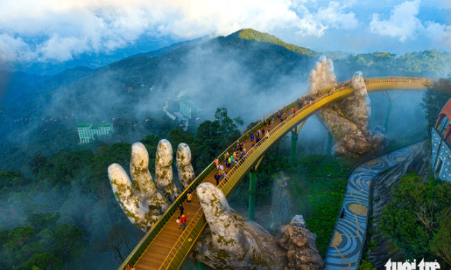 Bà Nà Hills ở Đà Nẵng mở cửa đón khách trở lại từ 18-3