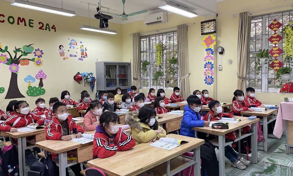 Từ 28/2: Học sinh tiểu học tiếp tục học trực tuyến, trẻ mầm non nghỉ học