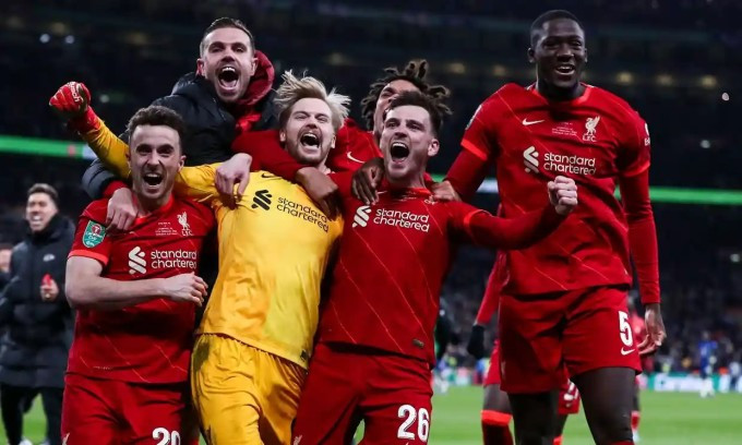Liverpool hạ Chelsea ở chung kết Cup Liên Đoàn