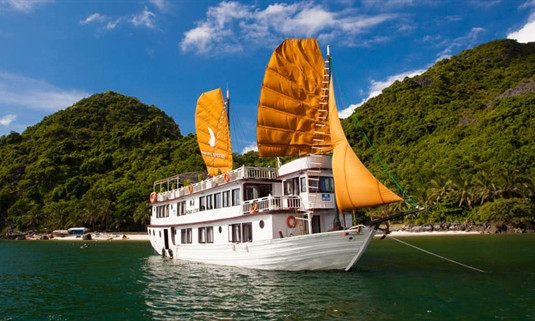 In search of a long lost Hạ Long Bay