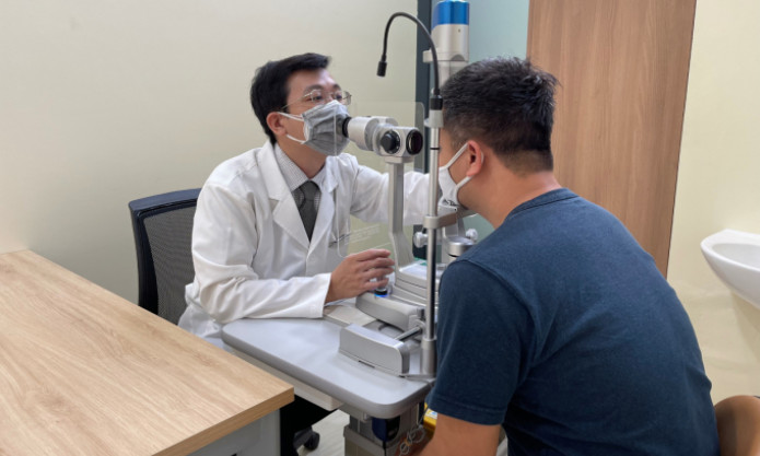 Hội chứng thị giác màn hình do Covid