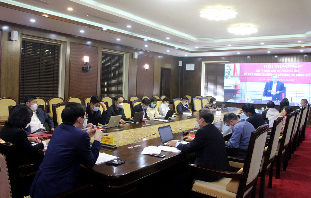 Tỉnh Quảng Ninh tham dự hội thảo qua cầu truyền hình trực tuyến.