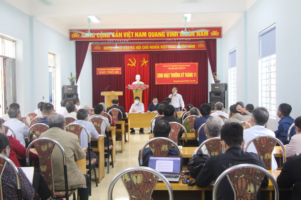 Khu 3b (phường Quang Hanh, TP Cẩm Phả) tổ chức sinh hoạt chi bộ, tháng 11/2021.