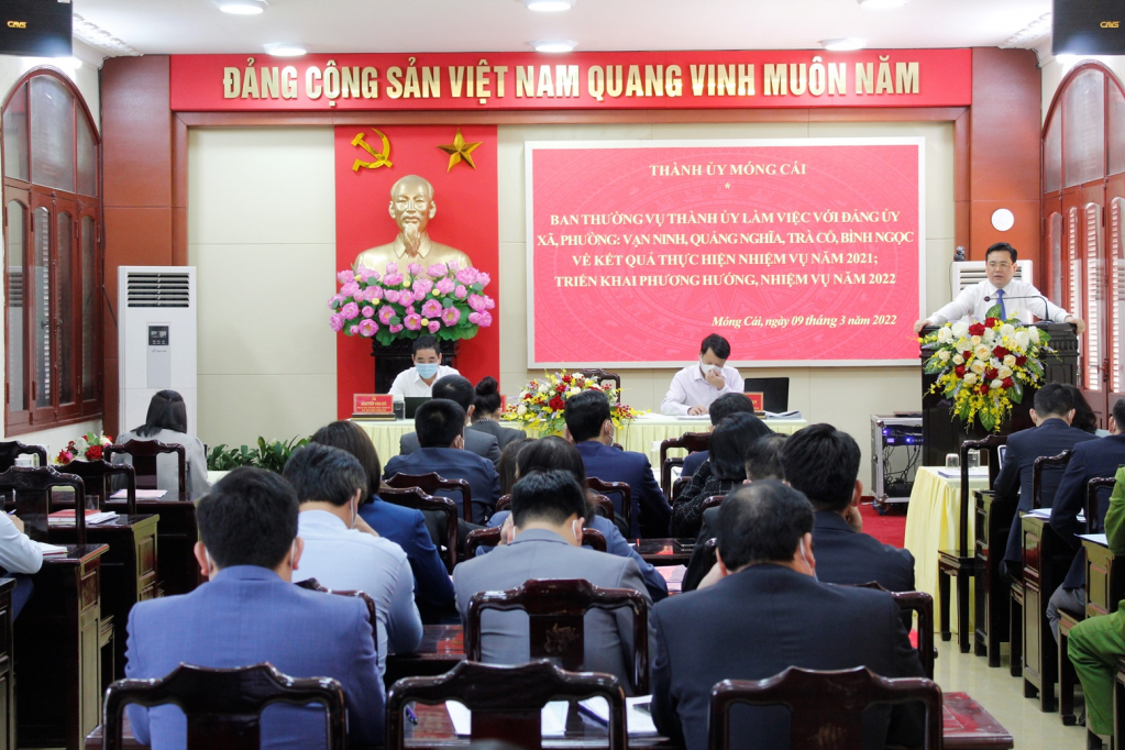Ban Thường vụ Thành ủy Móng Cái làm việc với Đảng ủy các xã, phường: Vạn Ninh, Quảng Nghĩa, Trà Cổ, Bình Ngọc về triển khai nhiệm vụ năm 2022, tháng 3/2022. Ảnh: Trung tâm TH&VH Móng Cái.