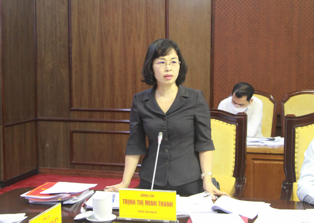 Đồng chí Trịnh Thị Minh Thanh, Phó Bí thư Tỉnh ủy, phát biểu tại hội nghị.