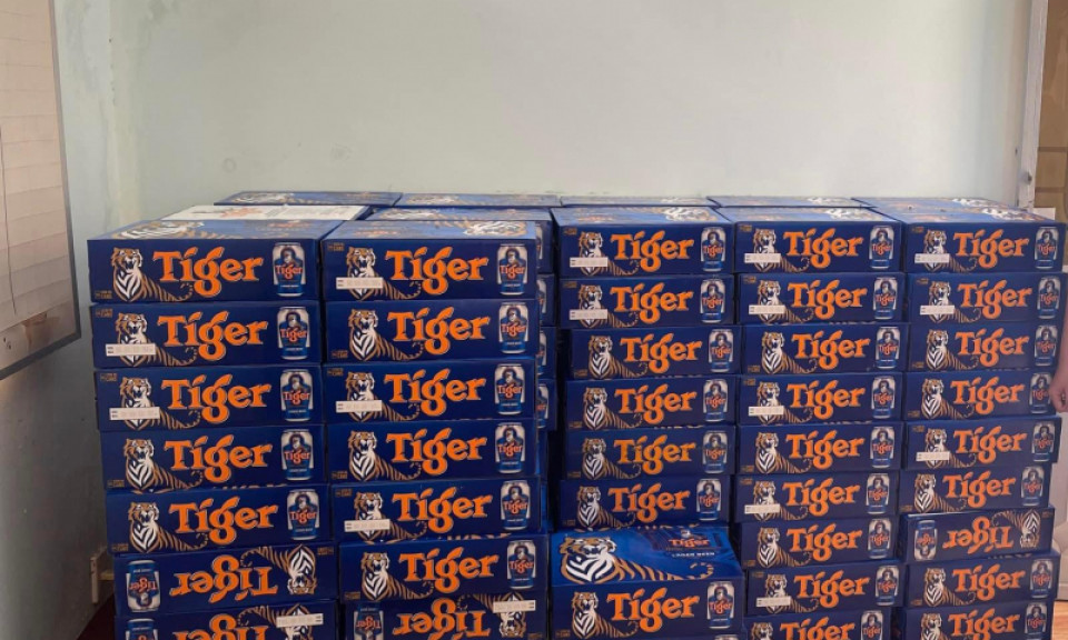Dựng hiện trường giả bị tai nạn giao thông chiếm đoạt 500 thùng bia