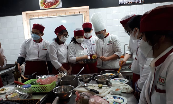 Khoảng 28% học sinh tốt nghiệp THPT vào học nghề 