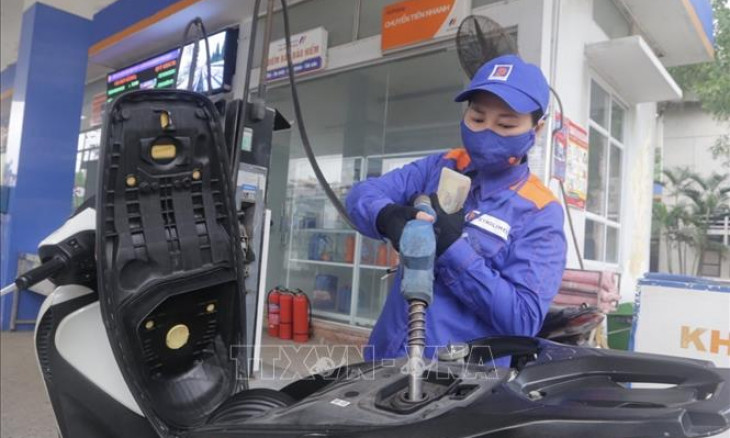 Nhập khẩu xăng dầu đảm bảo nguồn cung trong nước