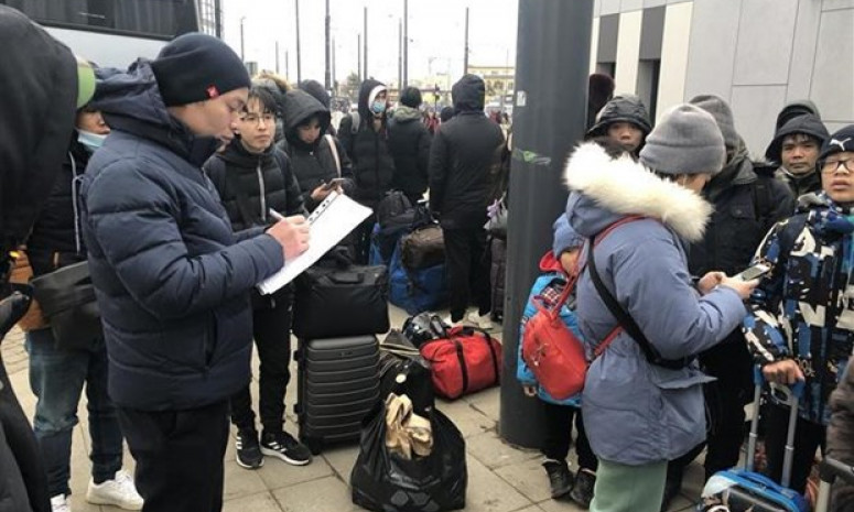 Most Vietnamese citizens in Ukraine evacuated from battle zone: spokesperson