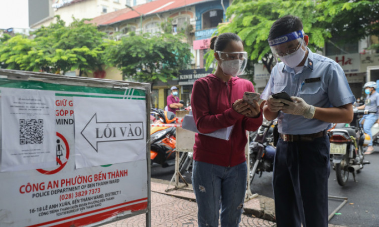 Vì sao nên bỏ đếm ca Covid-19 cộng đồng?