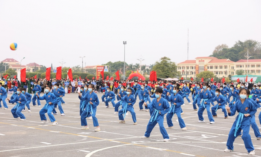 Móng Cái xây dựng đời sống văn hoá