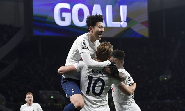Tottenham áp sát top 4