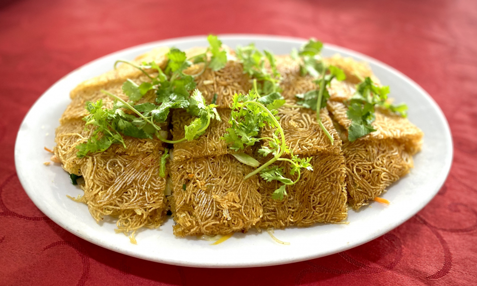 Miến cháy xào hải sản - món ngon lạ miệng