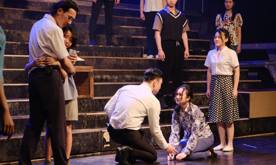Nhạc kịch 'Sóng' - câu chuyện về cuộc đời nữ sĩ Xuân Quỳnh lên sân khấu