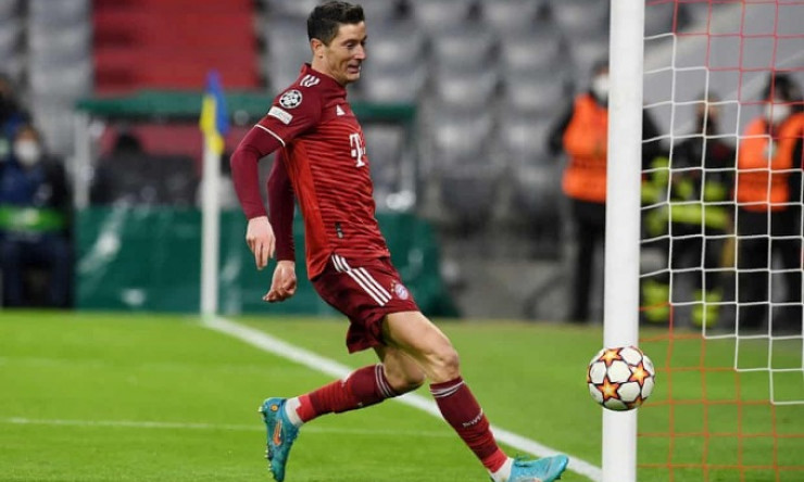Bayern thắng 8-2 ở vòng 1/8 Champions League