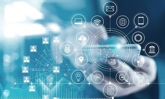 Summit discusses telecommunications infrastructure, digital content services