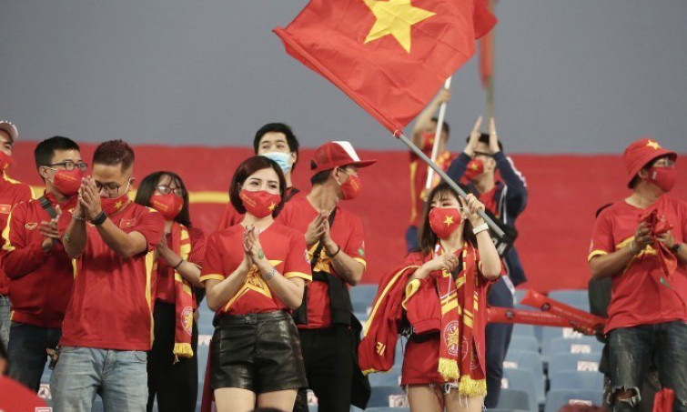 Bỏ xét nghiệm Covid-19 khi đến sân Mỹ Đình