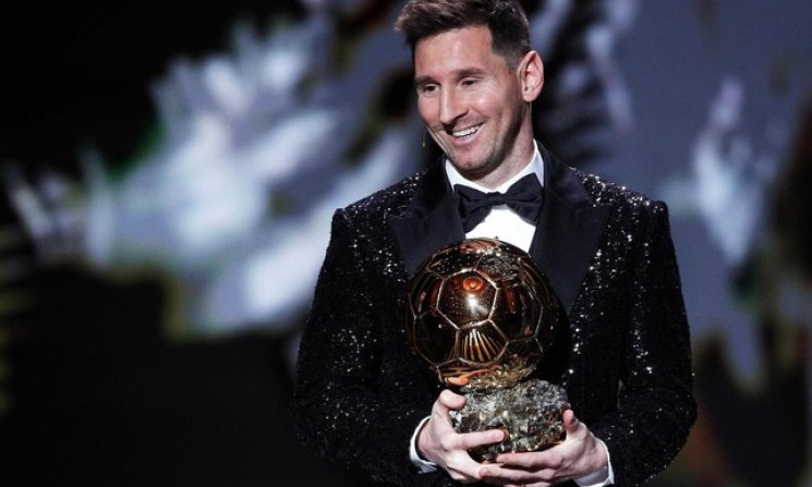Quả bóng vàng chính thức cải tổ sau chiến thắng tranh cãi của Messi