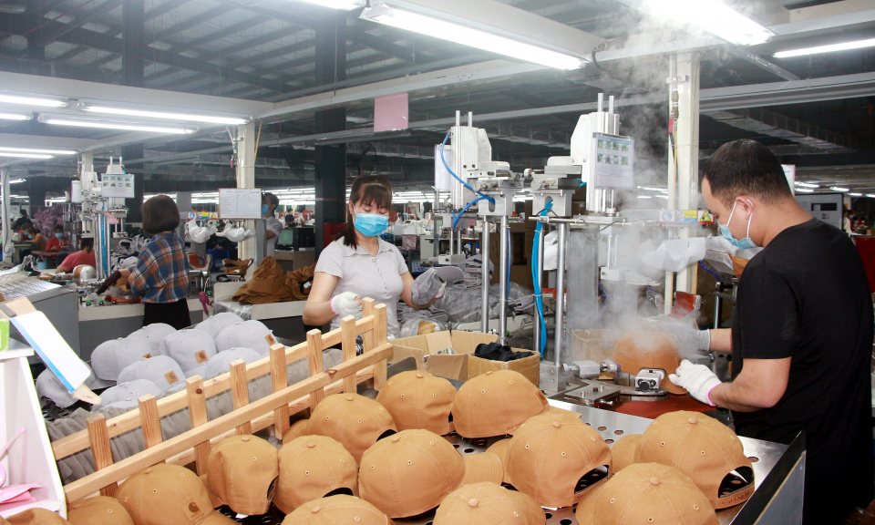 Hỗ trợ đầu tư trong KCN, KKT