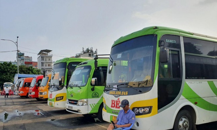 Doanh nghiệp vận tải đua nhau tăng giá