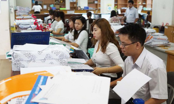 Căn cứ thực hiện chế độ tiền lương cho công chức tập sự