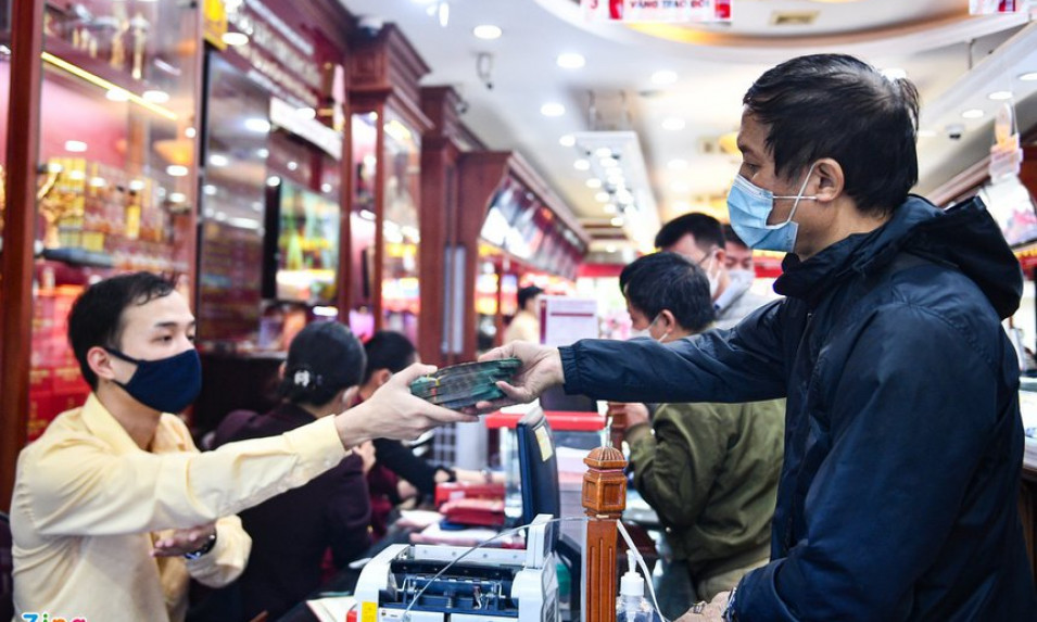 Giá vàng tăng lại mốc 70 triệu đồng vào tuần này?