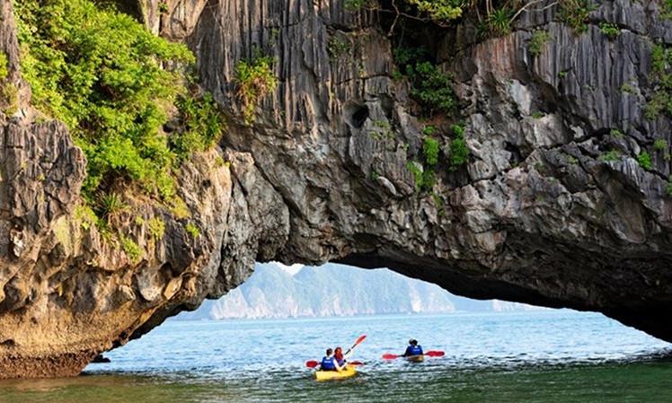 Vietnamese tourism eager to welcome foreign visitors