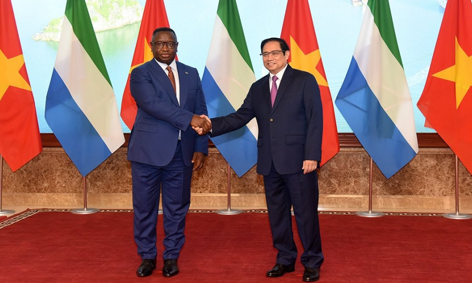 Sierra Leone values friendship, cooperation with Vietnam: President