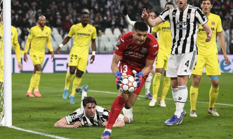 Villarreal hất Juventus khỏi Champions League