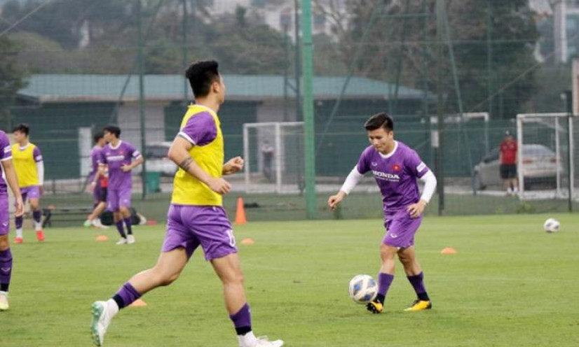 Tuyển Việt Nam có 3 ca mắc COVID-19, thêm Quế Ngọc Hải chấn thương