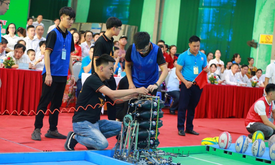 Bắt nhịp kỷ nguyên số