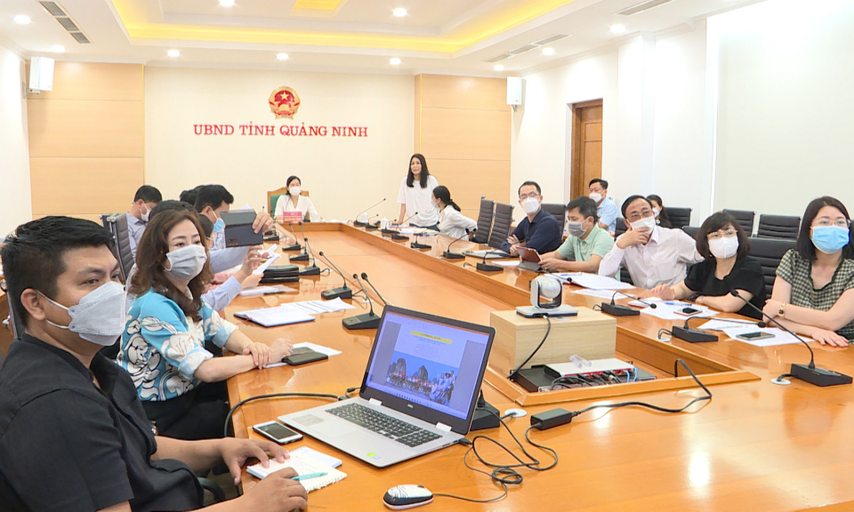 UBND tỉnh nghe báo cáo tổ chức Festival Áo dài Quảng Ninh 2022
