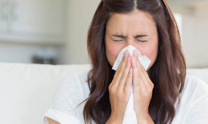 Bác sĩ chỉ cách giúp hết ngạt mũi, tắc mũi khi mắc Covid-19