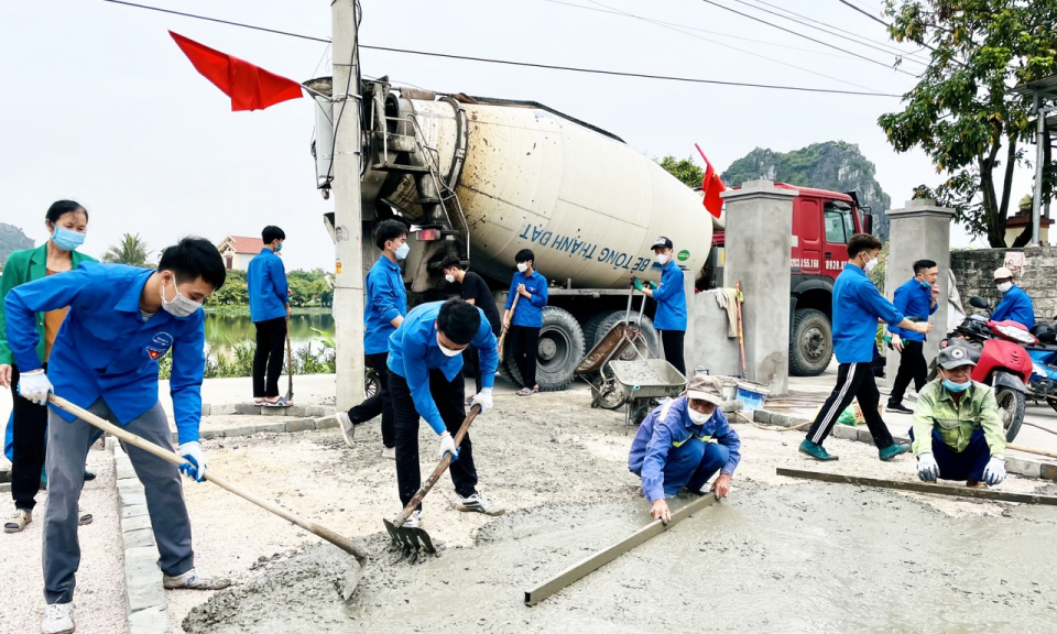 Thành Đoàn Uông Bí: Chú trọng tạo nguồn phát triển Đảng trong thanh niên