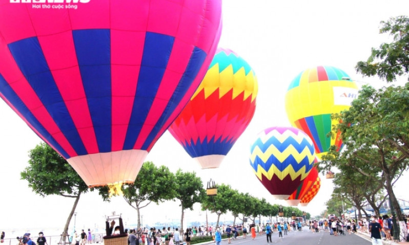 Rực rỡ lễ hội khinh khí cầu Đà Nẵng