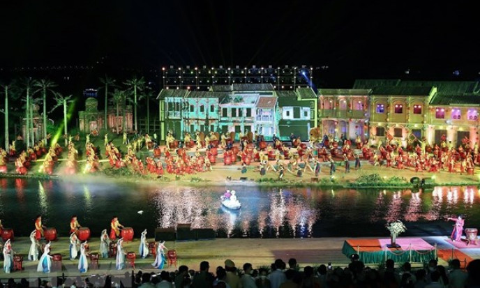 PM urges stepping up int’l tourism re-opening