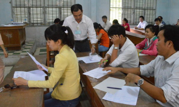 Đang là viên chức có được dự tuyển viên chức vào đơn vị khác?